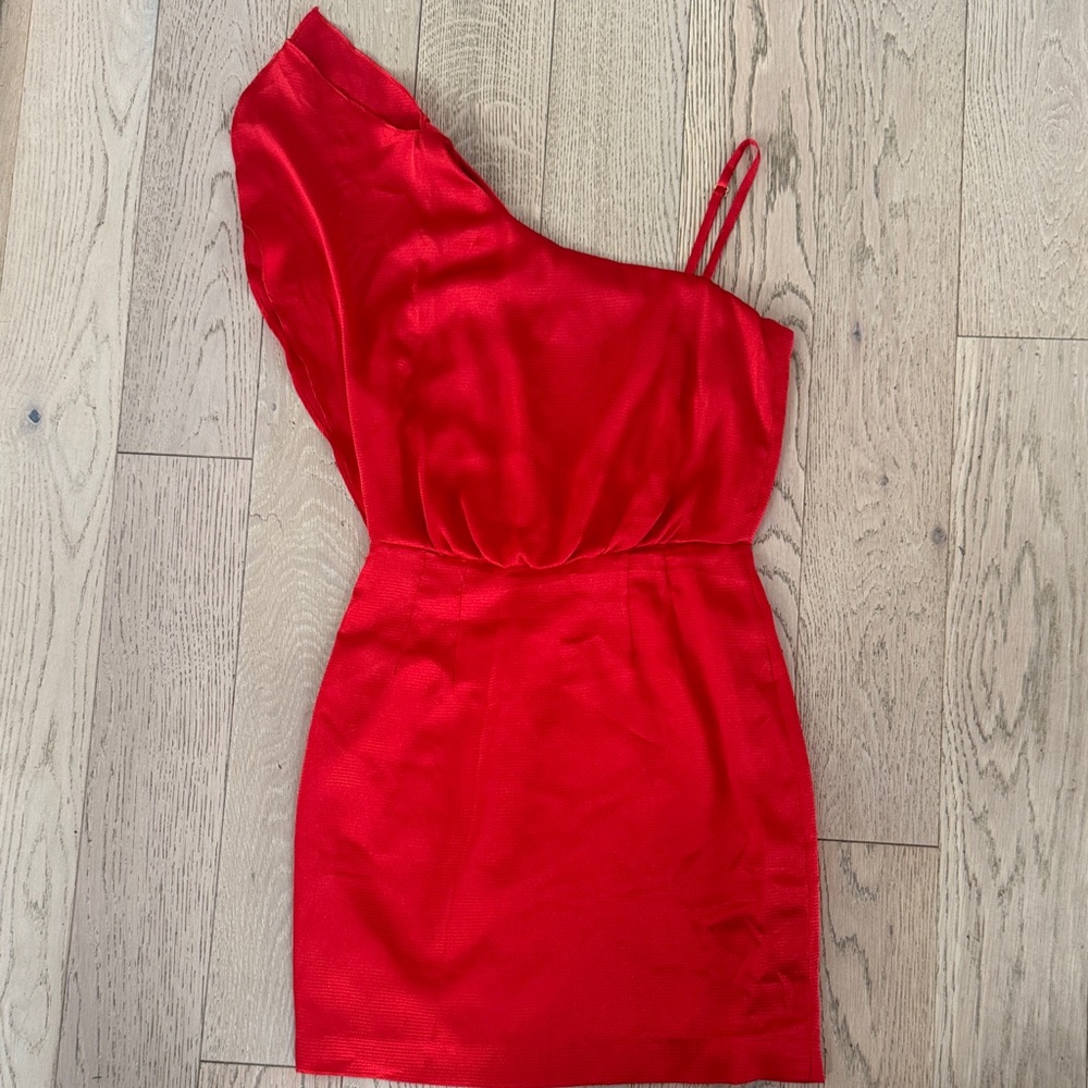Elegant Red One-Shoulder Dress
